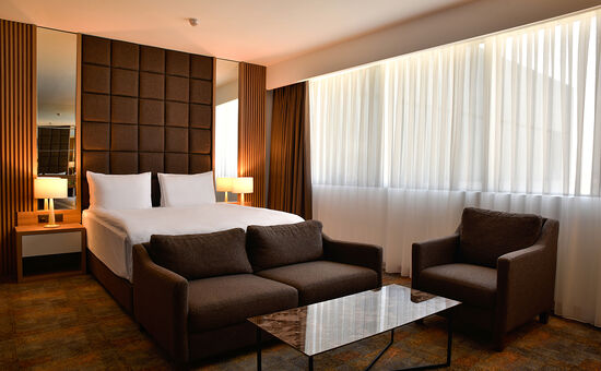 GRAND SAPPHIRE  CITY HOTEL