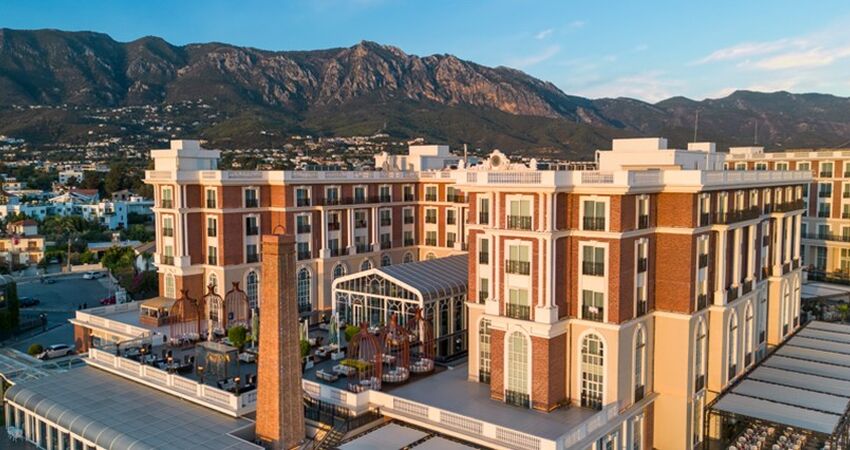 Kaya Palazzo Resort & Casino