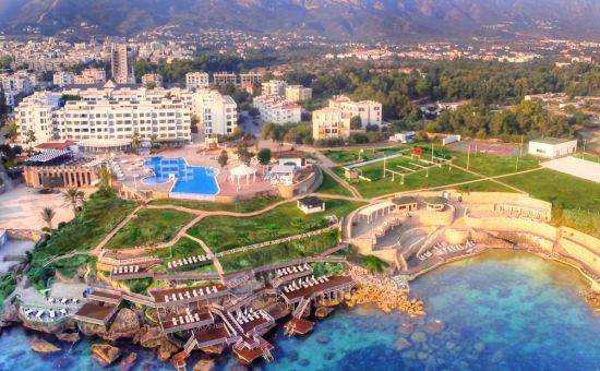 Jasmine Court Hotel & Casino