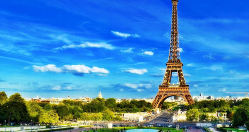 Noel Pazarları Dönemi I Büyük Paris & Disneyland & Brüksel & Amsterdam Turu I Tüm Turlar Dahil I THY ile I 4 Gece 5 Gün 