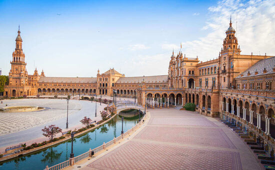 Ekspres İspanya Turu (MAD-BCN) I Pegasus HY ile I 4 Gece 5 Gün (2025 Kış Dönemi )