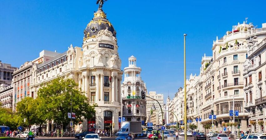 Ankara Çıkışlı Barcelona - Madrid Turu I 4 Gece 5 Gün I Ajet ile