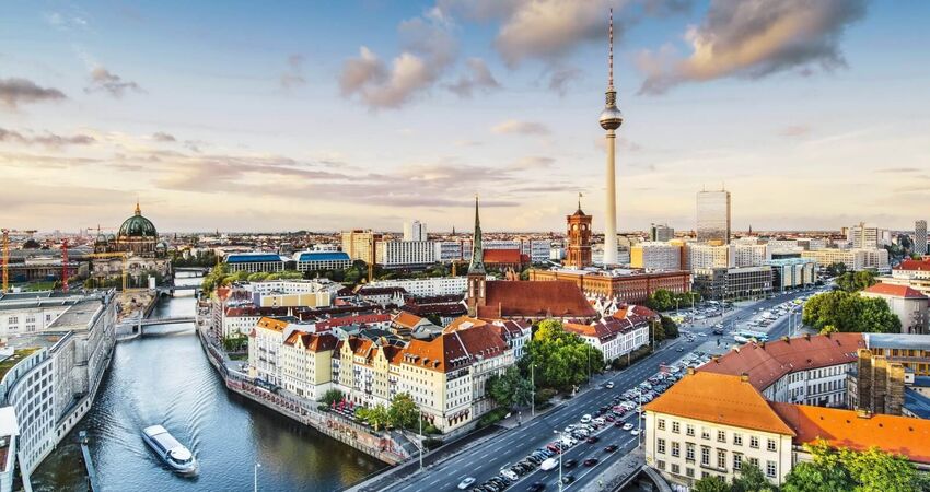 Almanya & Polonya Turu I Pegasus HY ile I 7 Gece 8 Gün I 2026 (BER-BER)