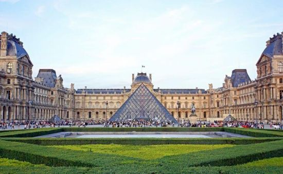 Adana Çıkışlı | Class Benelux & Paris & Almanya | Ekstra Turlar Dahil | 6 Gece 7 Gün | Sun Express (DUS-DUS)