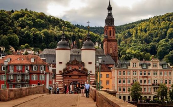 Royal Alpler’de 5 Ülke Turu ve Bernina Ekspresi  |  Ekstra Turlar Dahil  |  7 Gece - 8 Gün  |  THY ile (GVA-GVA)