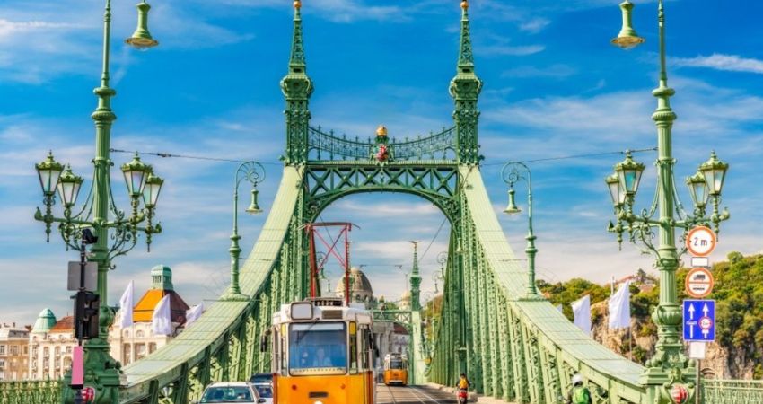 Adana Çıkışlı  |  Büyük Orta Avrupa Turu  |  7 Gece - 8 Gün  |  SunExpress ile