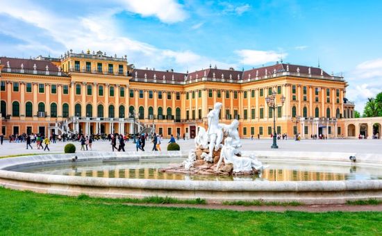 Bayram Özel İzmir Çıkışlı  |  Büyük Orta Avrupa Turu  |  7 Gece - 8 Gün  |  SunExpress ile