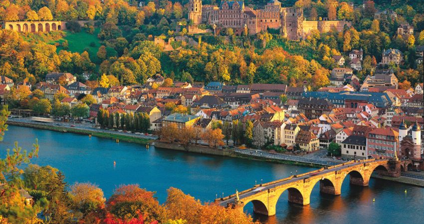 Alplerde 3 Ülke Turu  |  Antalya Çıkışlı  |  4 Gece - 5 Gün  |  SunExpress ile (BSL-BSL)