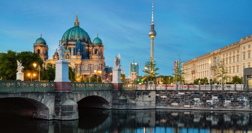 Almanya &  Polonya &  Litvanya &  Letonya &  Estonya Turu  |  7 Gece - 8 Gün  |  THY ile (BER-TLL)