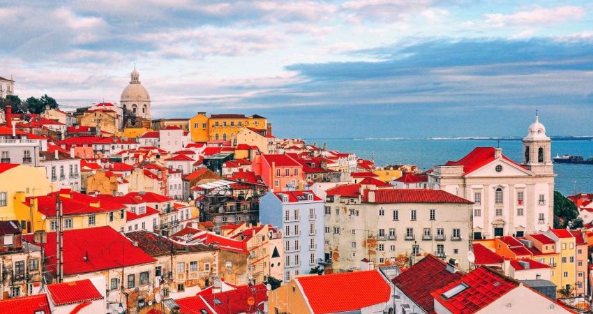 Royal Portekiz Turu  |  İzmir Çıkışlı  | Ekstra Turlar Dahil  |  4 Gece - 5 Gün  |  Pegasus HY