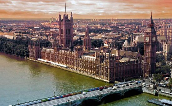 Class Büyük Britanya Turu  |  Ekstra Turlar Dahil  |   7 Gece 8 Gün  |  THY ile  |  (STN-DUB)