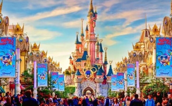 Paris & Disneyland Turu Eğlence Rotası (İzmir Hareket SunExpress HY ile)