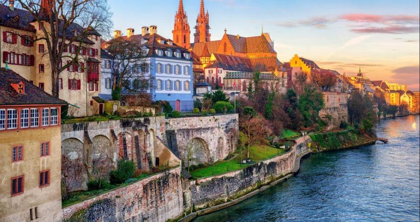 Royal Bernina Express Keyfi ile İsviçre & Fransa & Liechtenstein & İtalya Turu  |  İzmir Çıkışlı  |  Ekstra Turlar Dahil  |  7 Gece 8 Gün  |  SunExpress