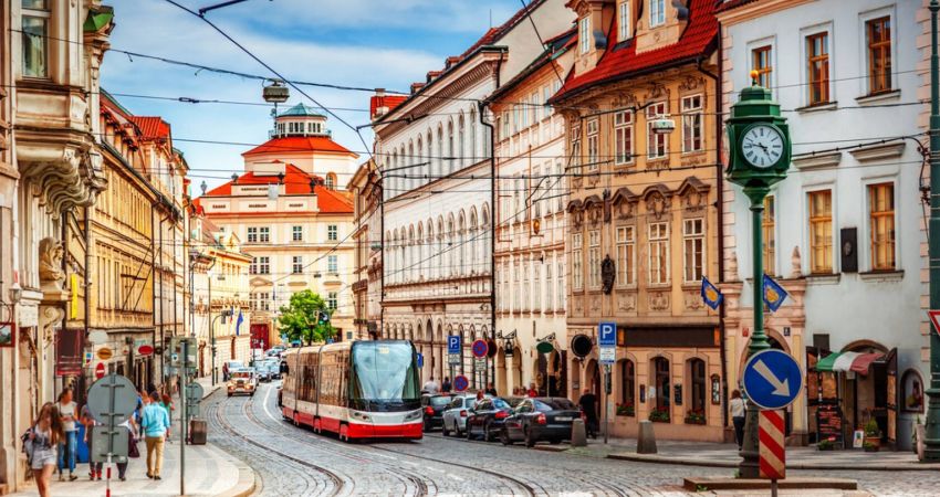 Prag & Viyana Turu | 4 Gece - 5 Gün | THY ile